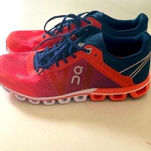 7.5 Women’s OnCloud